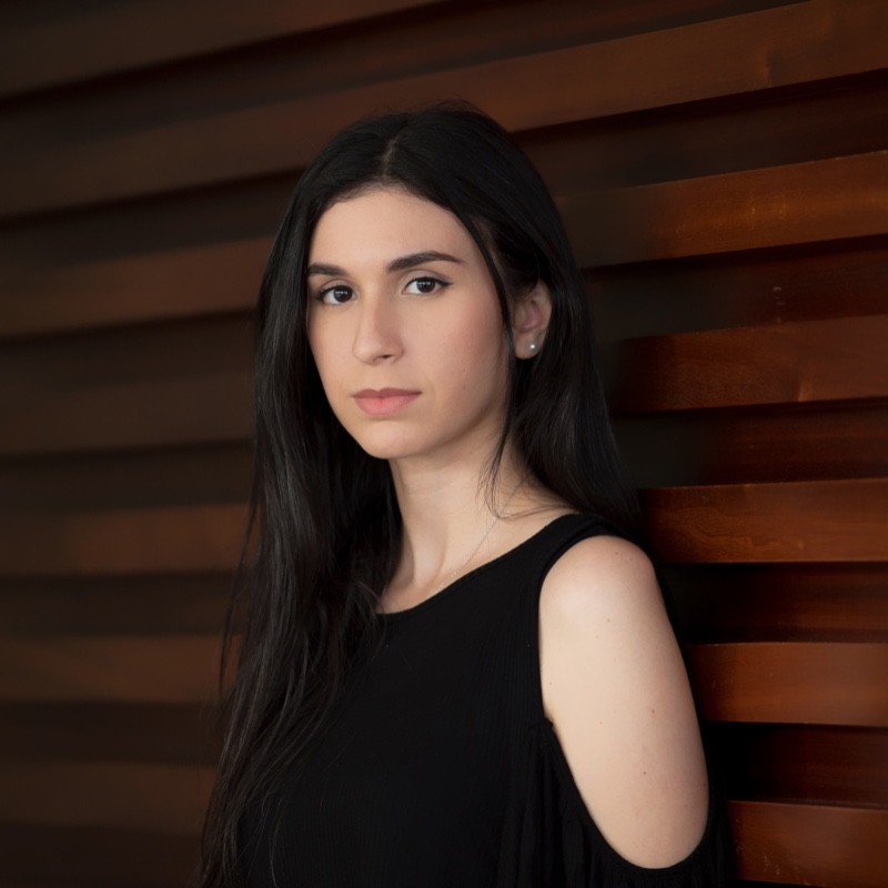 Nada Azhari 